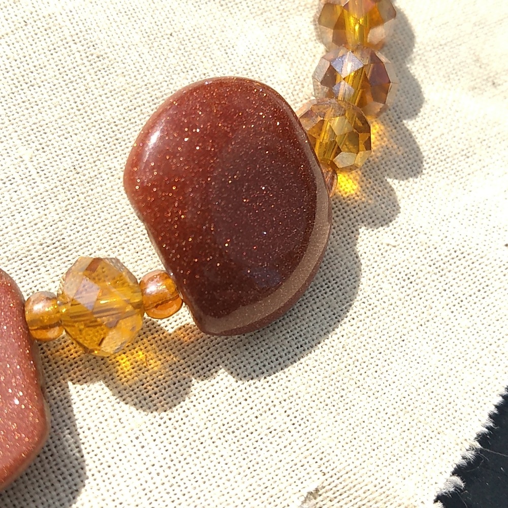 Sparkly! Three Vintage Necklaces, Amber Beads, Silver with Green Stone, … - Picture 8 of 15